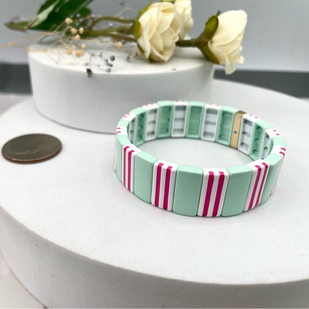 Roxanne Assoulin The Big Squeeze Bracelet